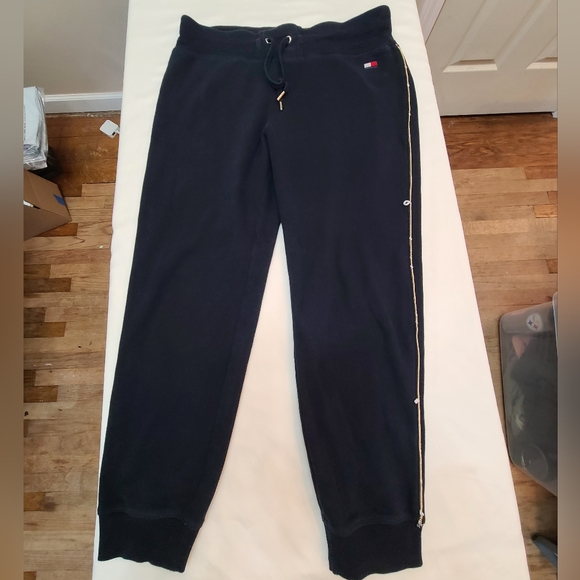 Tommy Hilfiger Jogger Pants XL - Picture 1 of 5